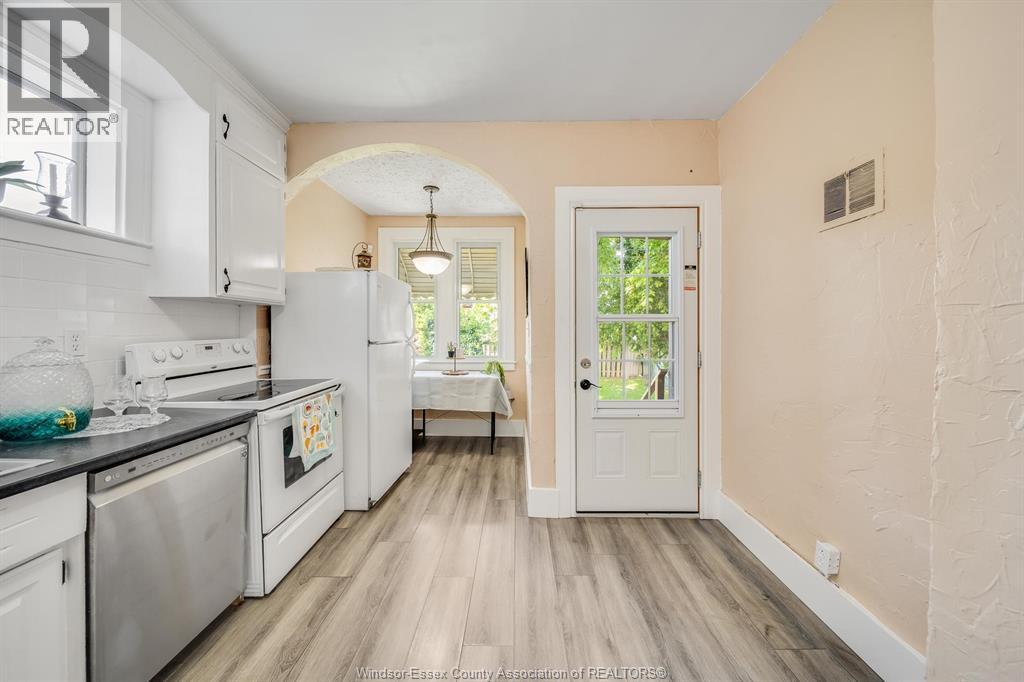 879 Dawson, Windsor, Ontario  N8Y 4A1 - Photo 18 - 26016598