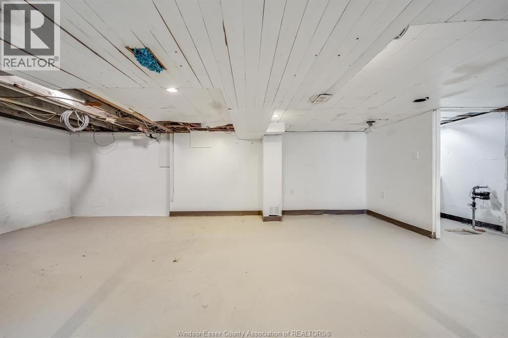 879 Dawson, Windsor, Ontario  N8Y 4A1 - Photo 38 - 26016598