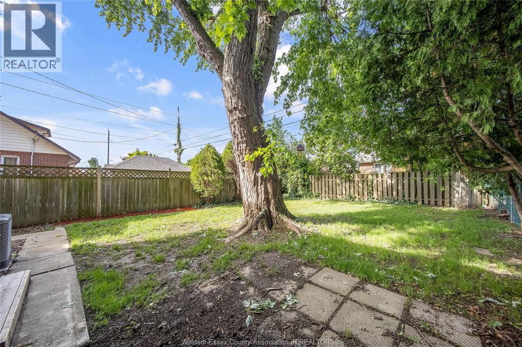 879 Dawson, Windsor, Ontario  N8Y 4A1 - Photo 42 - 26016598