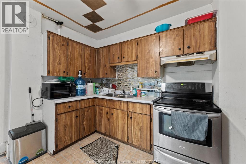 1494 Lincoln, Windsor, Ontario  N8Y 2J1 - Photo 11 - 26016509