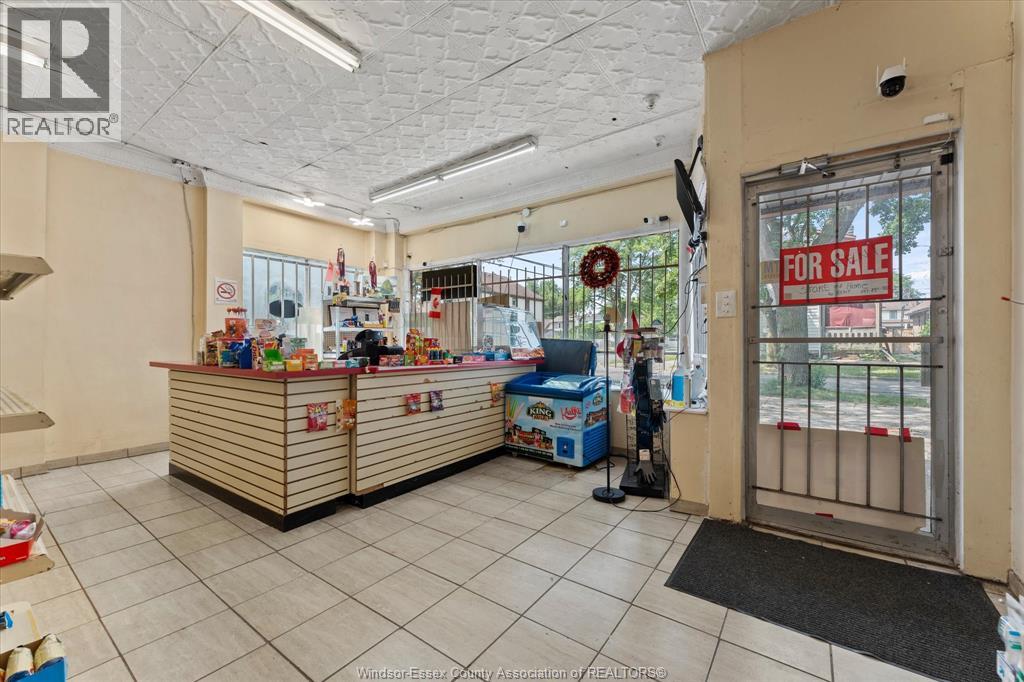 1494 Lincoln, Windsor, Ontario  N8Y 2J1 - Photo 35 - 26016509