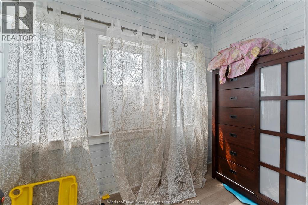 1494 Lincoln, Windsor, Ontario  N8Y 2J1 - Photo 8 - 26016509