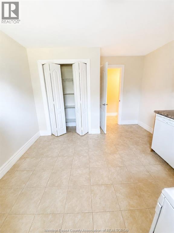 4518 Helsinki Crescent, Windsor, Ontario  N9G 0A6 - Photo 8 - 26016644