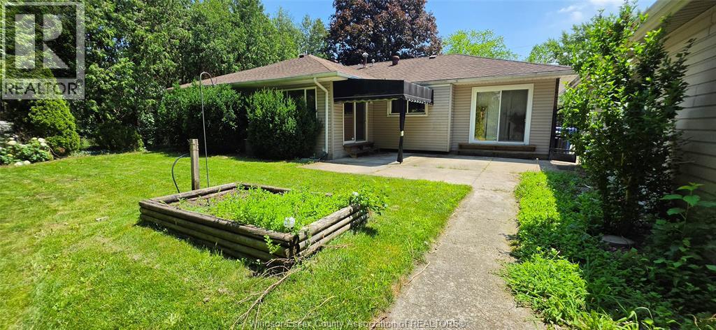 1050 Bartlet, Windsor, Ontario  N9G 1V4 - Photo 13 - 26016678