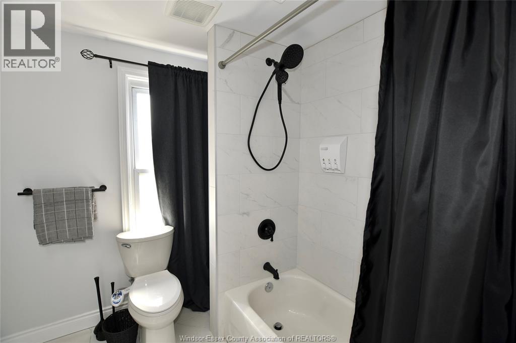 298 George Street, Amherstburg, Ontario  N9V 2G4 - Photo 9 - 26016536