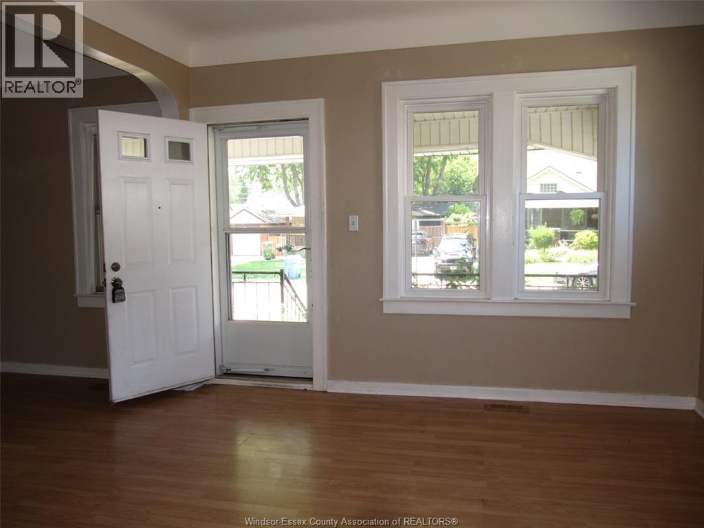 958 Edward, Windsor, Ontario  N8S 2Z8 - Photo 2 - 26016701