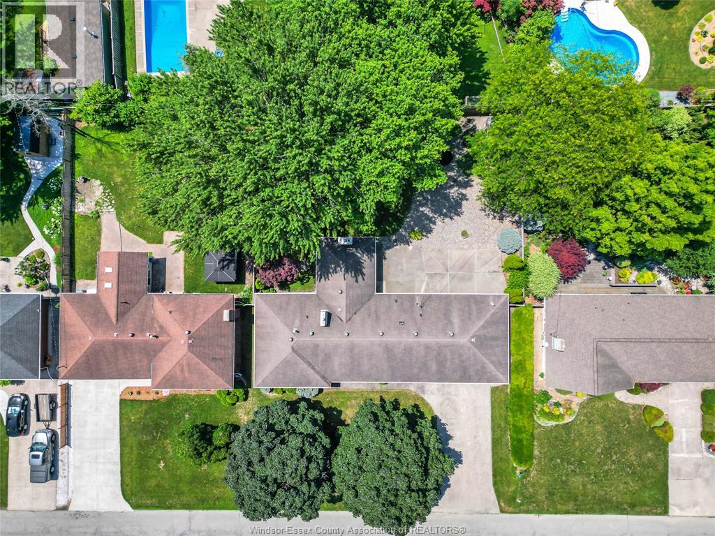 333 Barry, Tecumseh, Ontario  N8N 2G2 - Photo 47 - 26016712