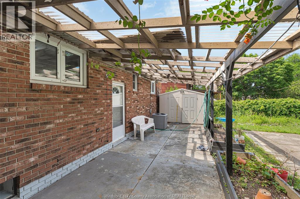 3150 Forest Glade, Windsor, Ontario  N8R 1Z2 - Photo 10 - 26016734