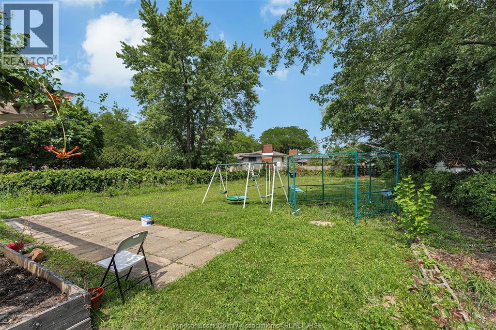 3150 Forest Glade, Windsor, Ontario  N8R 1Z2 - Photo 6 - 26016734