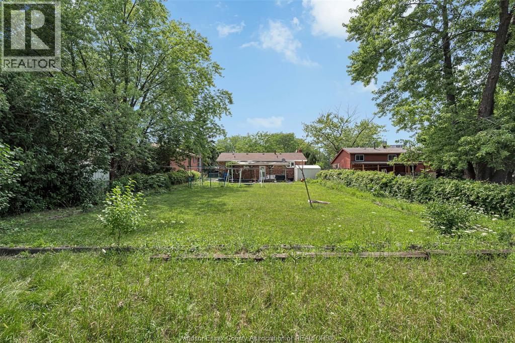 3150 Forest Glade, Windsor, Ontario  N8R 1Z2 - Photo 7 - 26016734