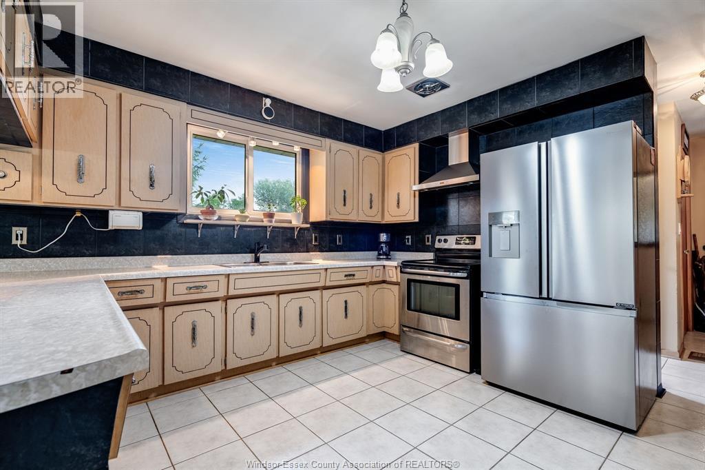 166 Kael Crescent, Harrow, Ontario  N0R 1G0 - Photo 11 - 26016621