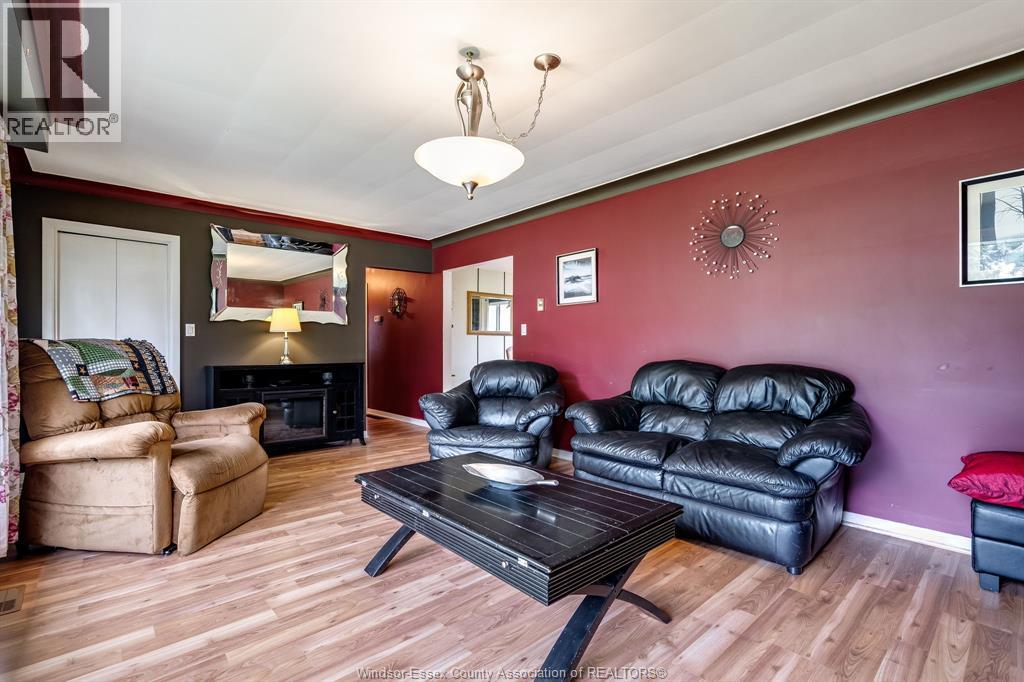 166 Kael Crescent, Harrow, Ontario  N0R 1G0 - Photo 7 - 26016621