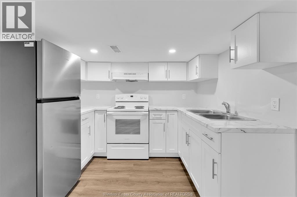 3298 College, Windsor, Ontario  N9C 1S6 - Photo 16 - 26016752