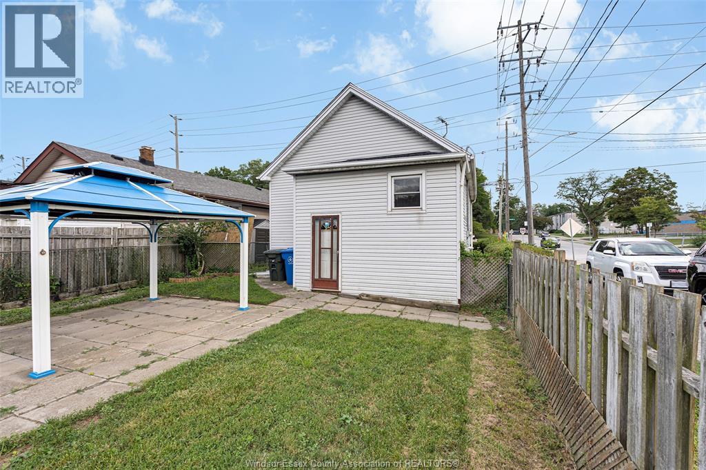 3298 College, Windsor, Ontario  N9C 1S6 - Photo 22 - 26016752