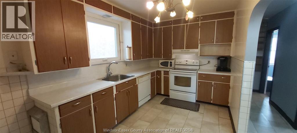 588 Irvine Avenue, Windsor, Ontario  N8X 2T2 - Photo 9 - 26016731