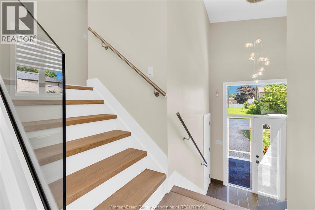 3371 Byng, Windsor, Ontario  N8W 3H3 - Photo 3 - 26016779