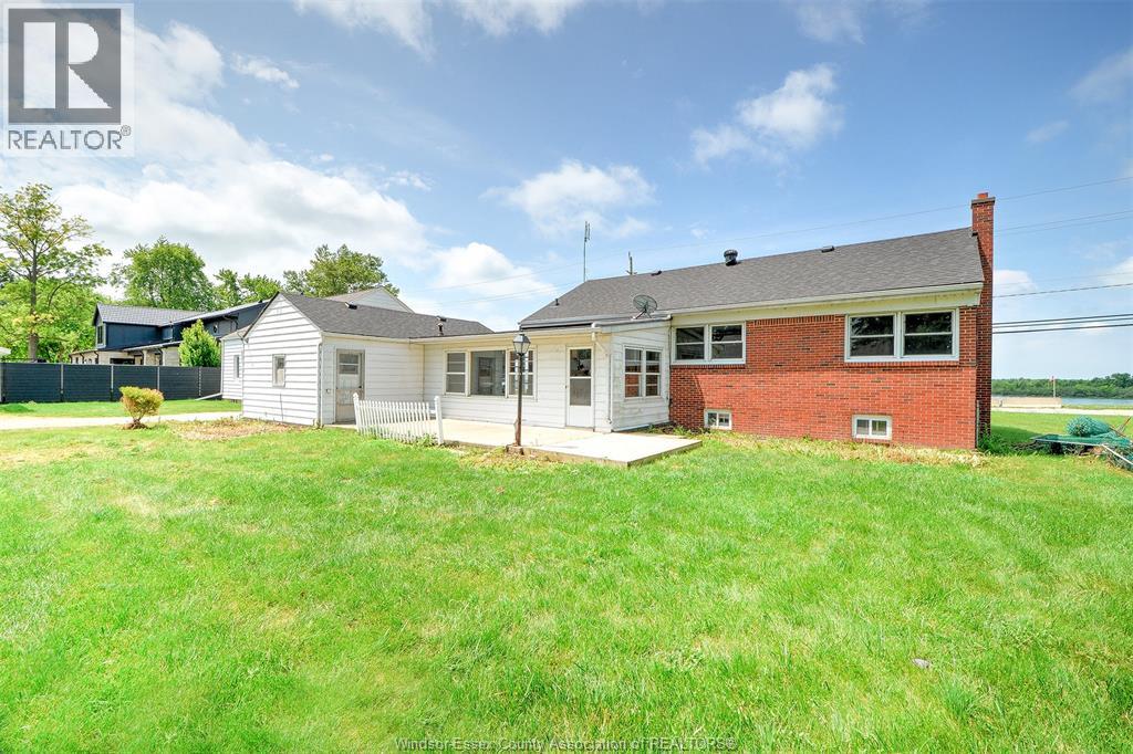 209 Sandwich Street North, Amherstburg, Ontario  N9V 2V4 - Photo 11 - 26016775