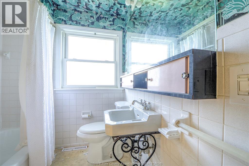 209 Sandwich Street North, Amherstburg, Ontario  N9V 2V4 - Photo 21 - 26016775
