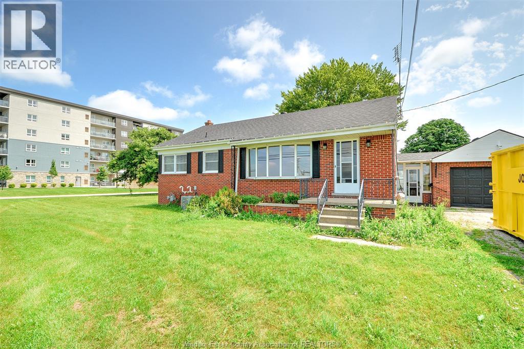 209 Sandwich Street North, Amherstburg, Ontario  N9V 2V4 - Photo 5 - 26016775