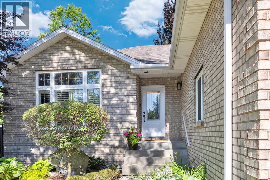 112 Fay Court, Lakeshore, Ontario  N8L 0K9 - Photo 4 - 26016785