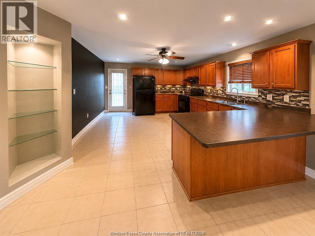 4665 Fontana Avenue, Windsor, Ontario  N9G 3E1 - Photo 4 - 26016787