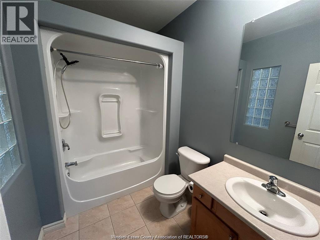 4665 Fontana Avenue, Windsor, Ontario  N9G 3E1 - Photo 9 - 26016787