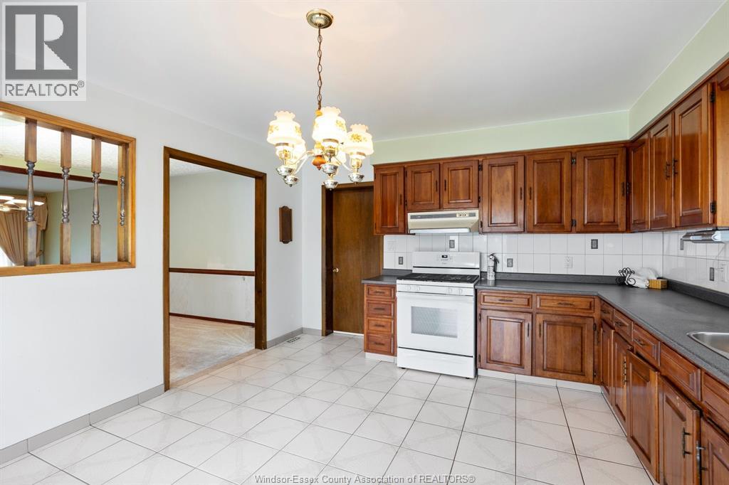 5649 Baldwin, Windsor, Ontario  N8T 1L7 - Photo 10 - 26016792