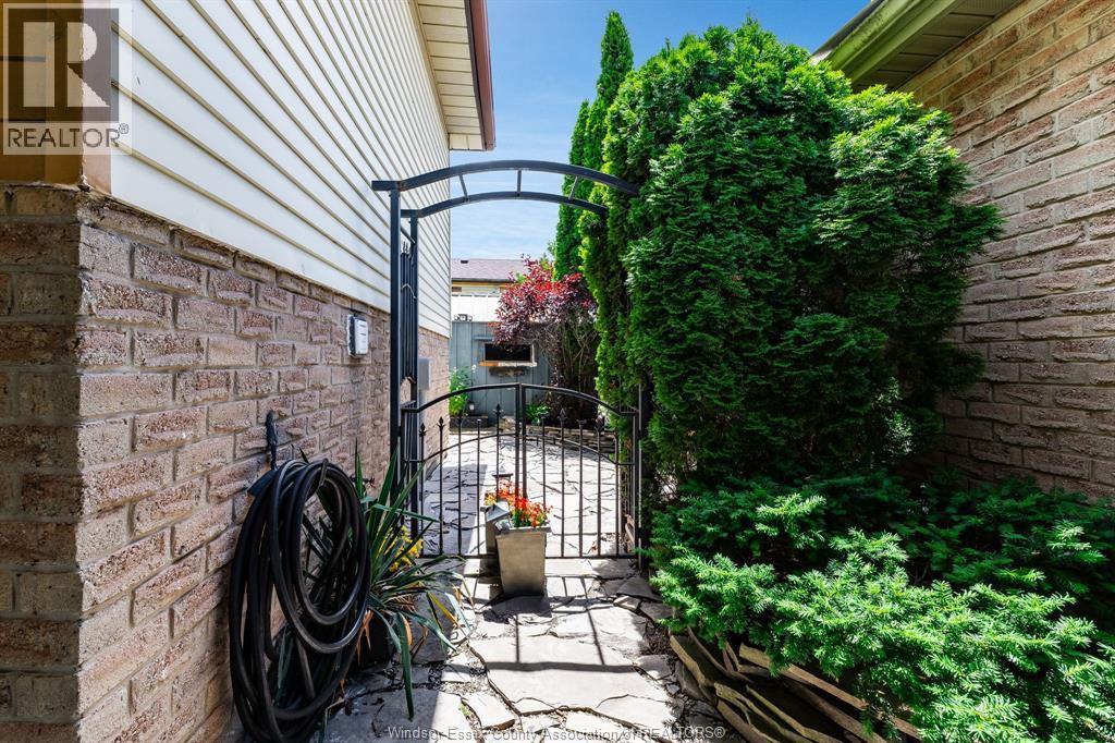 8275 Little River, Windsor, Ontario  N8S 4P1 - Photo 43 - 26016810