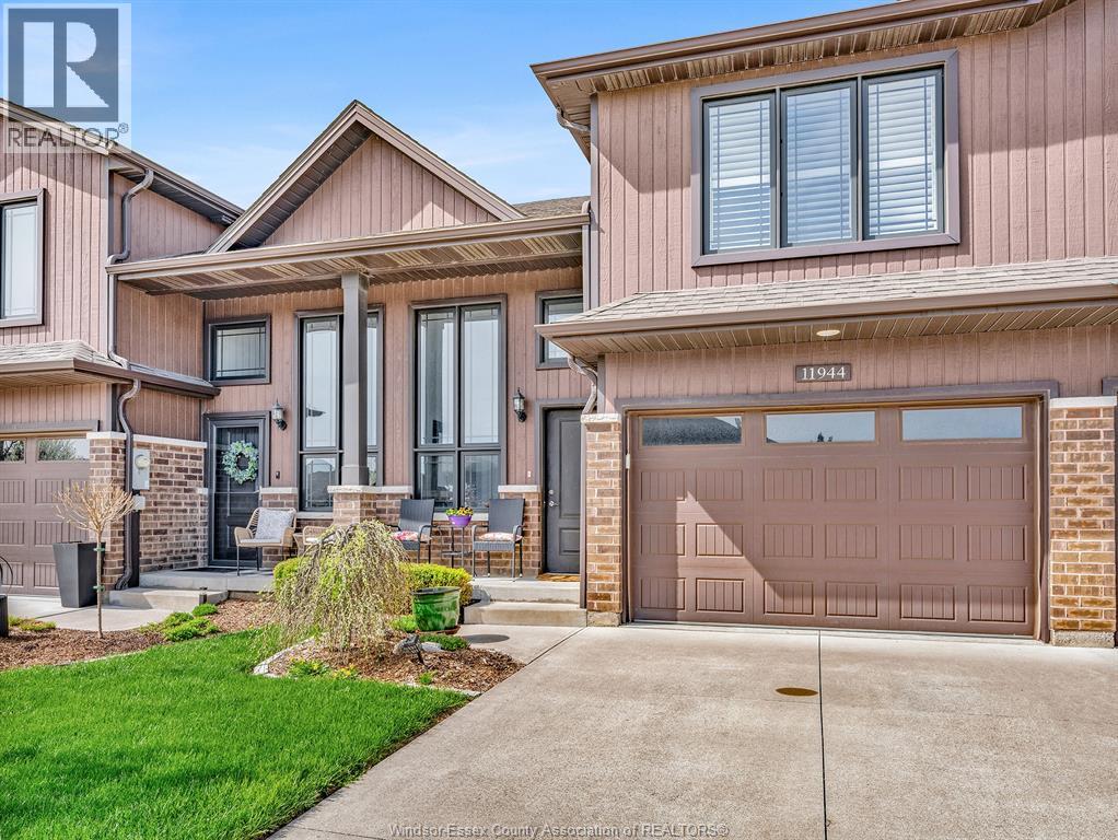 11944 THISTLEDOWN, Windsor, Ontario