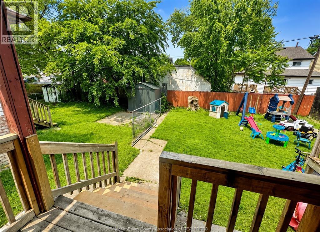 3458 Harris, Windsor, Ontario  N9C 1N5 - Photo 14 - 26016807