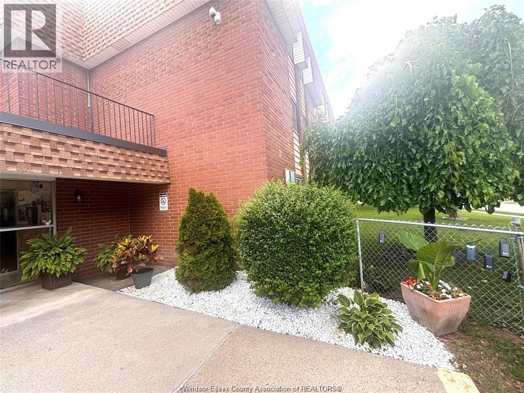 6639 Thornberry Unit# 389, Windsor, Ontario  N8T 3A6 - Photo 2 - 26016836