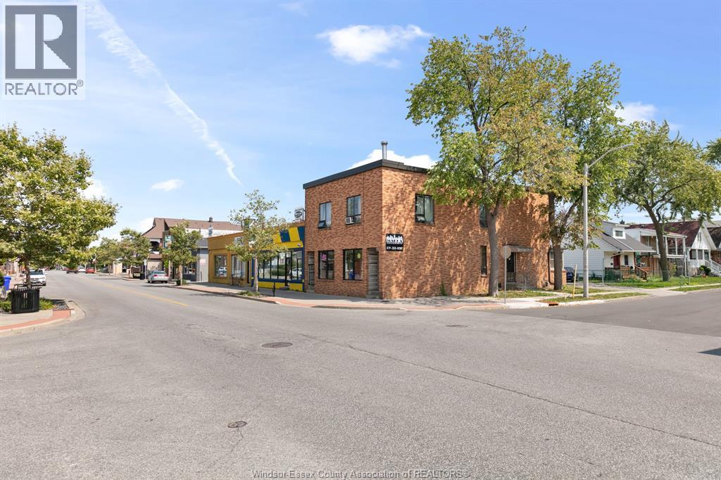 1101 Erie Street East, Windsor, Ontario  N9A 3Z4 - Photo 2 - 26016843