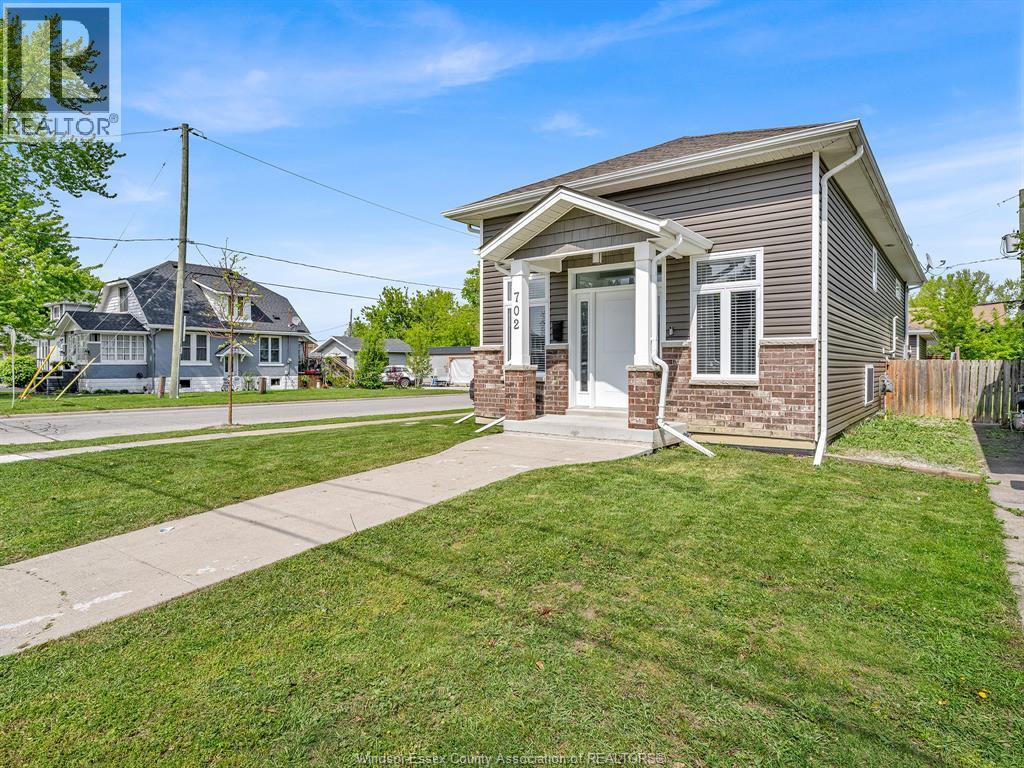 702 Lesperance Road, Tecumseh, Ontario  N8N 1W7 - Photo 2 - 26016841