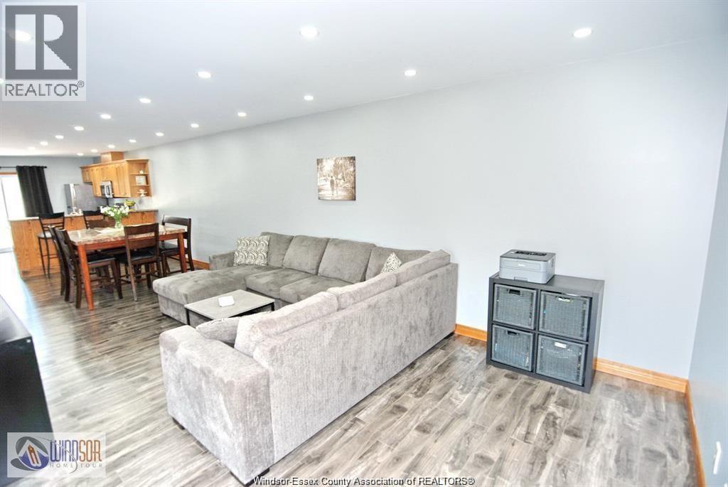 1526 Highnoon Drive, Windsor, Ontario  N9G 3B6 - Photo 5 - 26016737