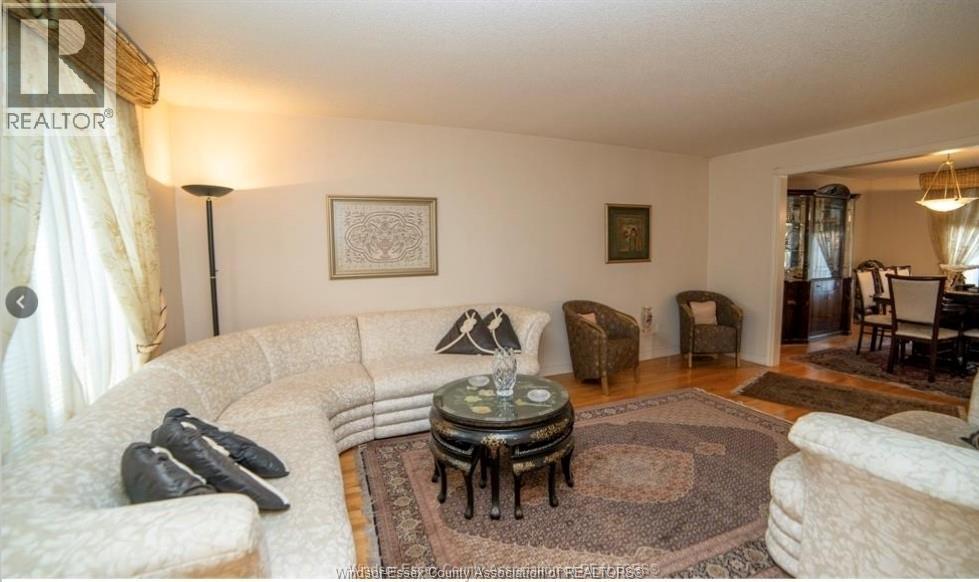 478 Flora, Windsor, Ontario  N8P 1G4 - Photo 2 - 26016745