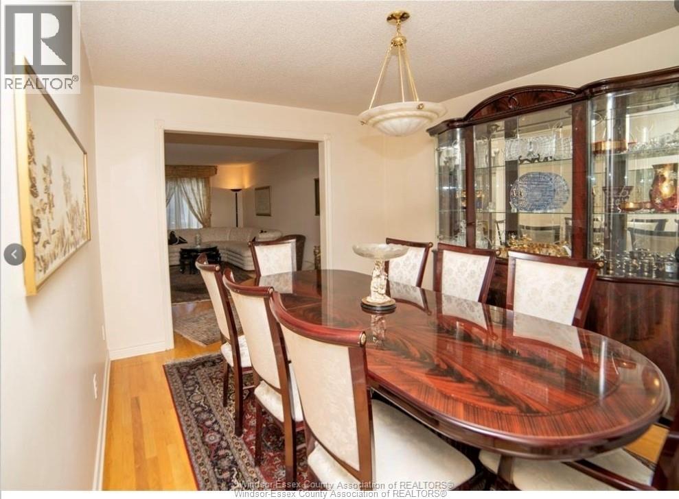 478 Flora, Windsor, Ontario  N8P 1G4 - Photo 3 - 26016745