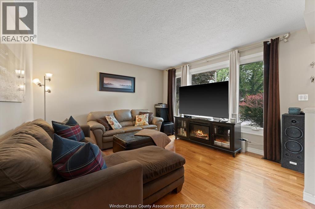3285 Rosebriar Road, Windsor, Ontario  N8R 1Y2 - Photo 4 - 26016870