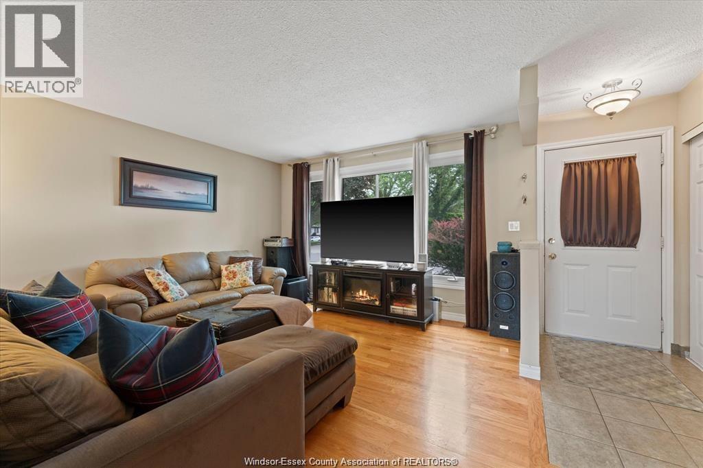 3285 Rosebriar Road, Windsor, Ontario  N8R 1Y2 - Photo 5 - 26016870