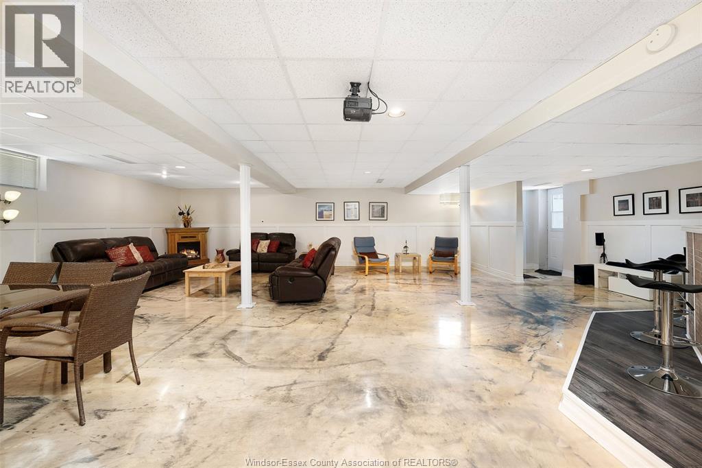 12339 Funaro Crescent, Tecumseh, Ontario  N9K 1B2 - Photo 27 - 26016863