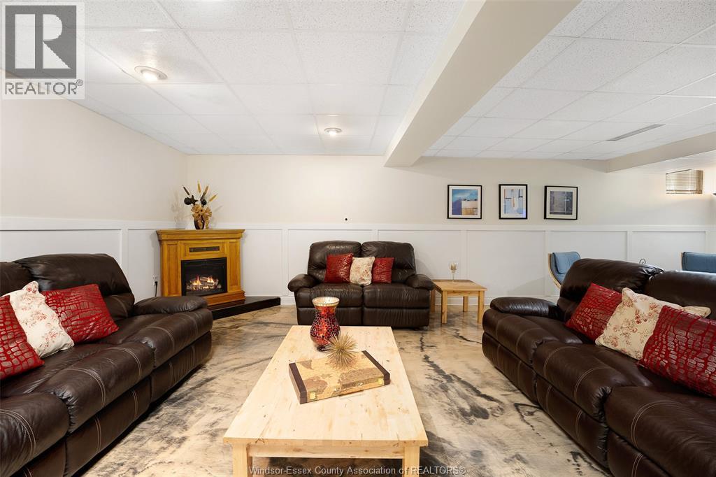 12339 Funaro Crescent, Tecumseh, Ontario  N9K 1B2 - Photo 28 - 26016863