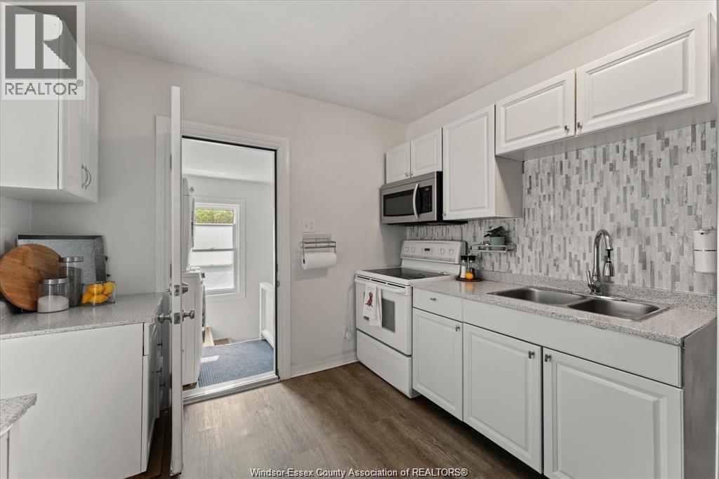 965 Bridge Avenue, Windsor, Ontario  N9B 2M9 - Photo 8 - 26016886