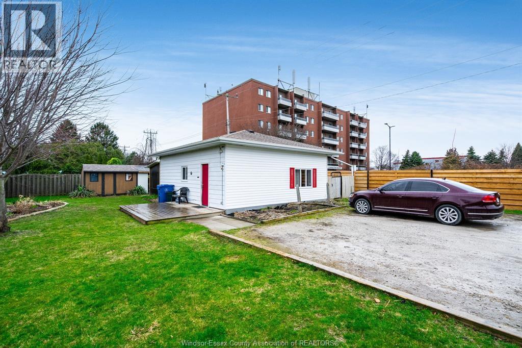 402 Oak Street East, Leamington, Ontario  N8H 4V4 - Photo 18 - 26016883