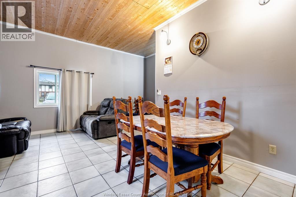 402 Oak Street East, Leamington, Ontario  N8H 4V4 - Photo 6 - 26016883