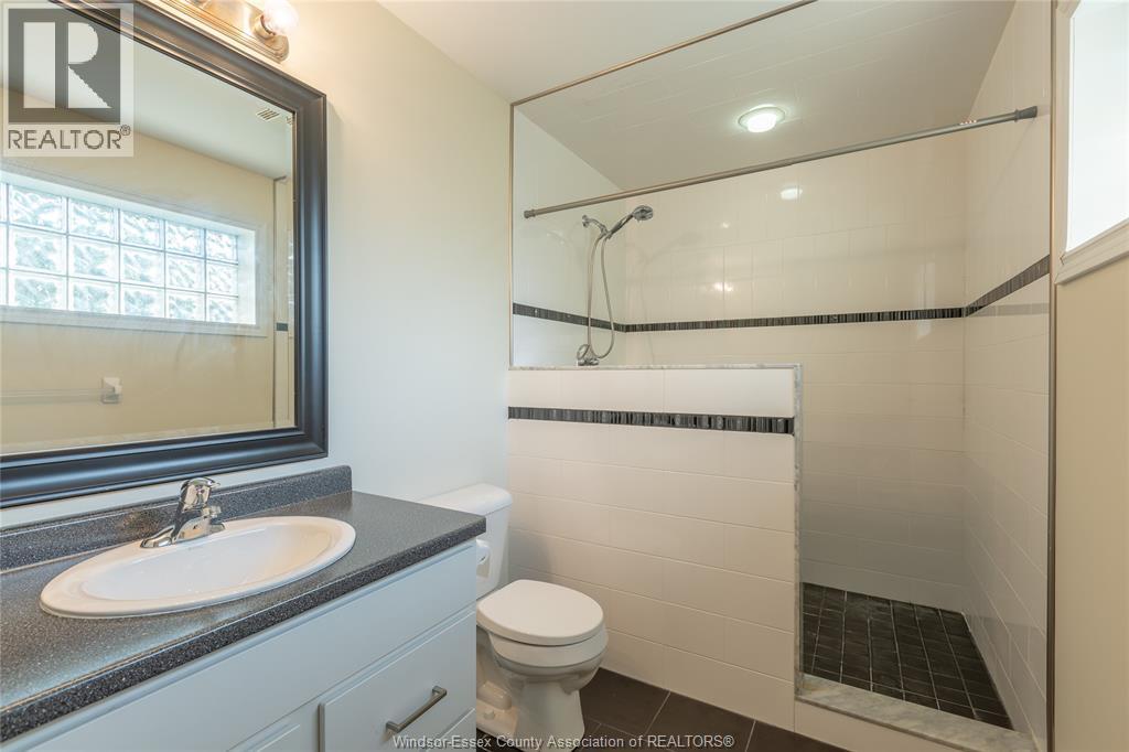 1364 Matthew Crescent, Lakeshore, Ontario  N0R 1A0 - Photo 13 - 26016571