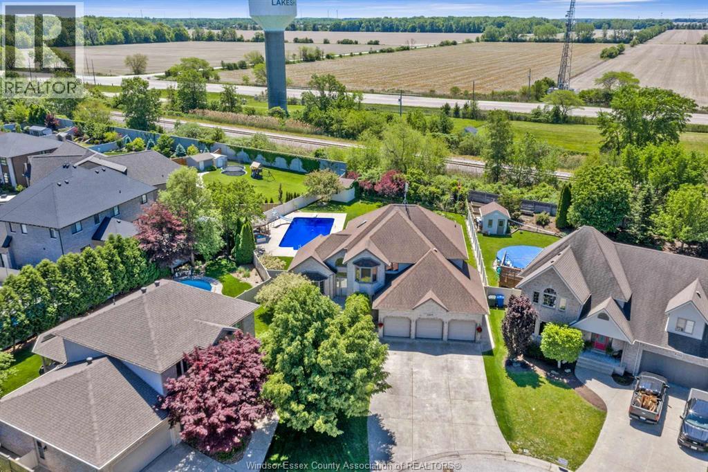 130 Pheasant Run Drive, Lakeshore, Ontario  N8L 0Z7 - Photo 2 - 26016889