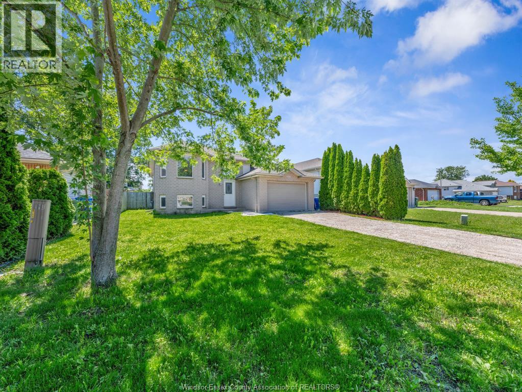 3711 Maguire, Windsor, Ontario  N9E 4V3 - Photo 14 - 26016778