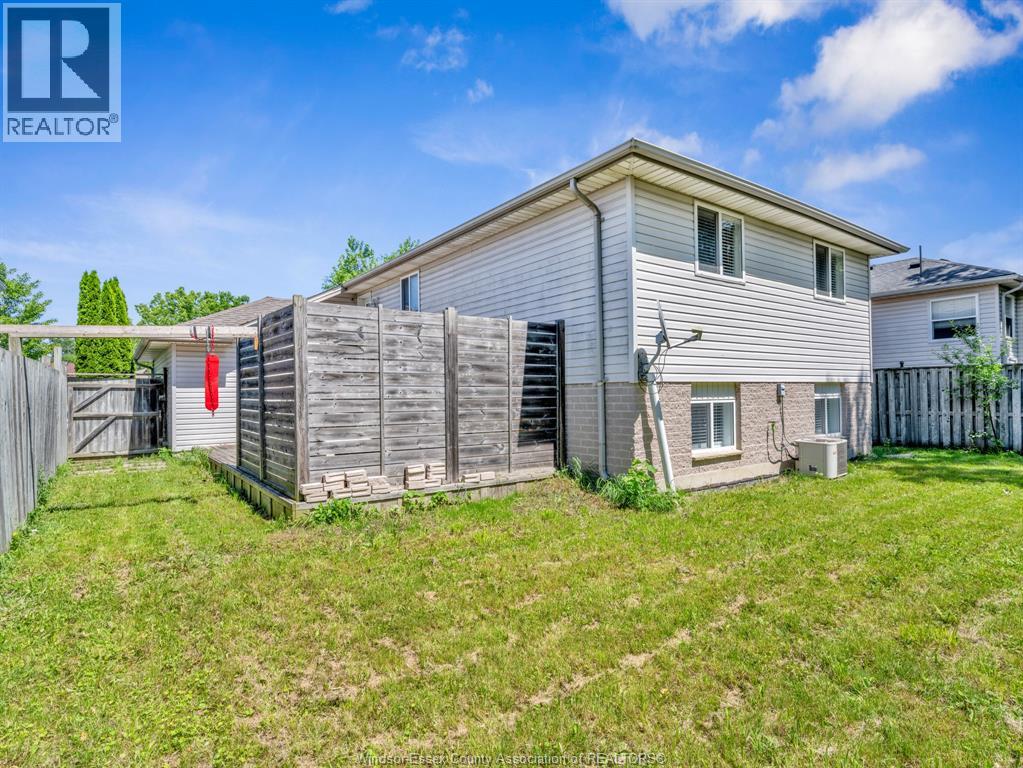 3711 Maguire, Windsor, Ontario  N9E 4V3 - Photo 18 - 26016778