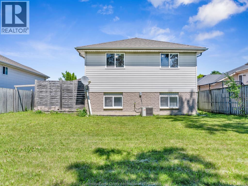 3711 Maguire, Windsor, Ontario  N9E 4V3 - Photo 21 - 26016778