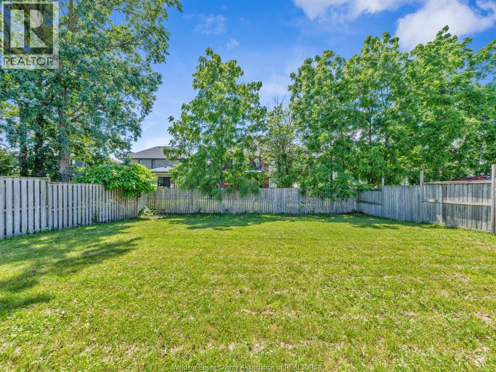 3711 Maguire, Windsor, Ontario  N9E 4V3 - Photo 24 - 26016778