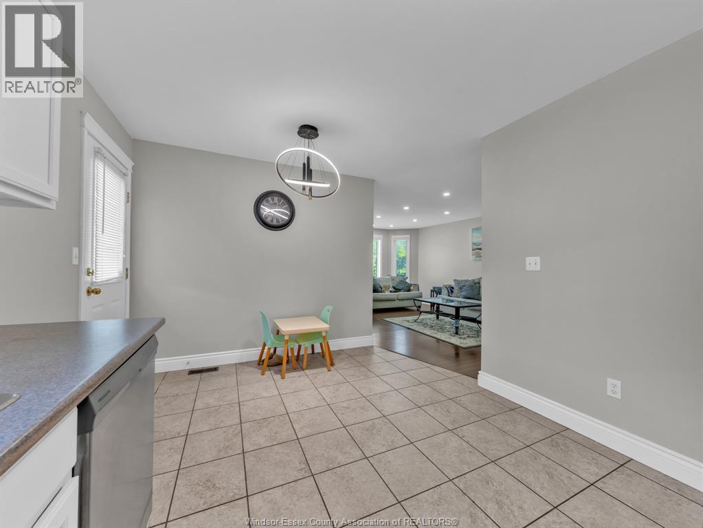 3711 Maguire, Windsor, Ontario  N9E 4V3 - Photo 40 - 26016778